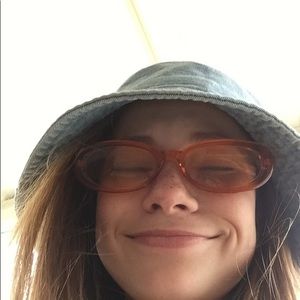 Meet your Posher, Sierra